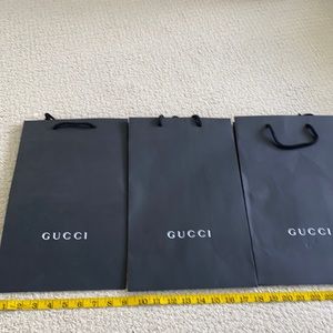 Gucci paper shoe bag